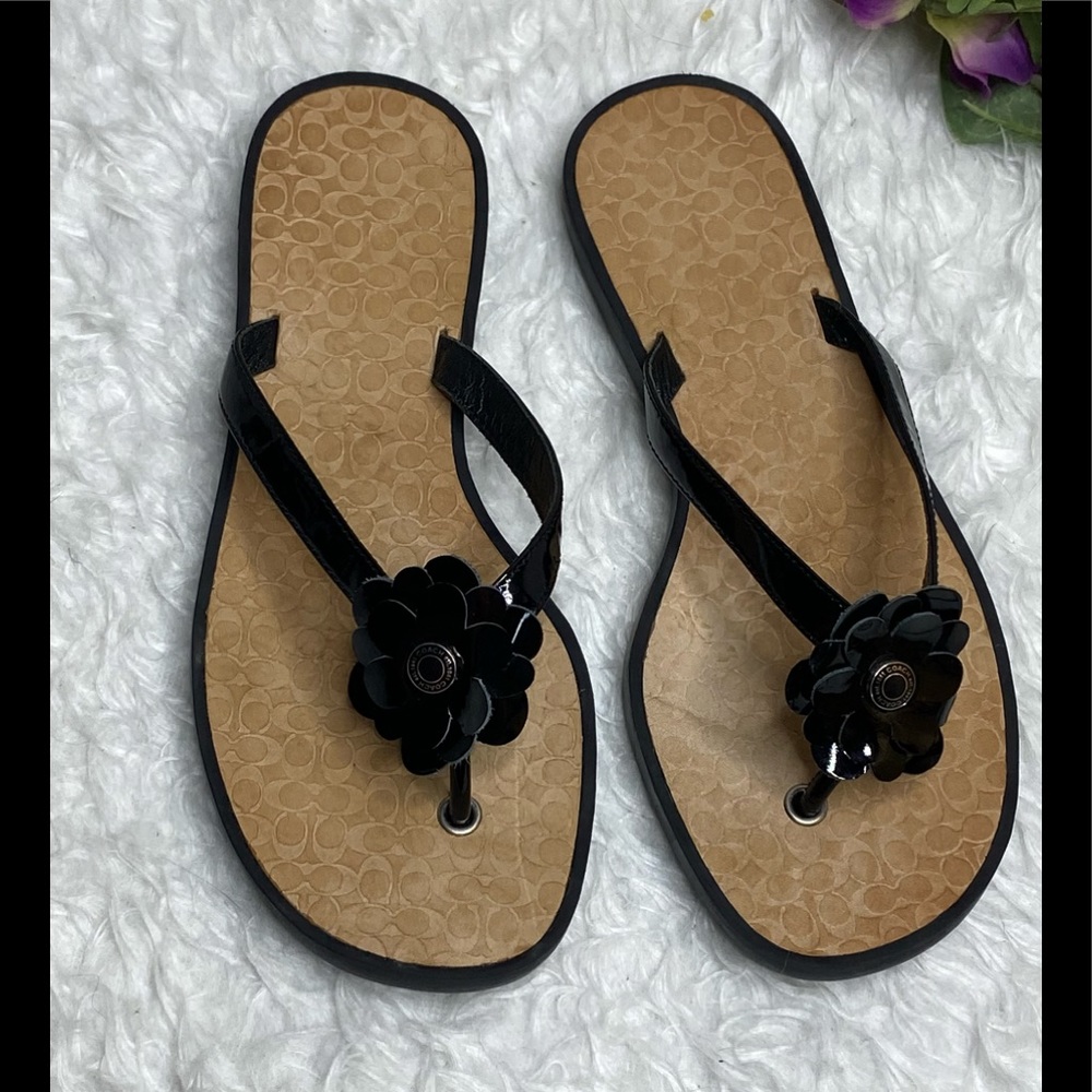 Coach lindy leather sandals size 5